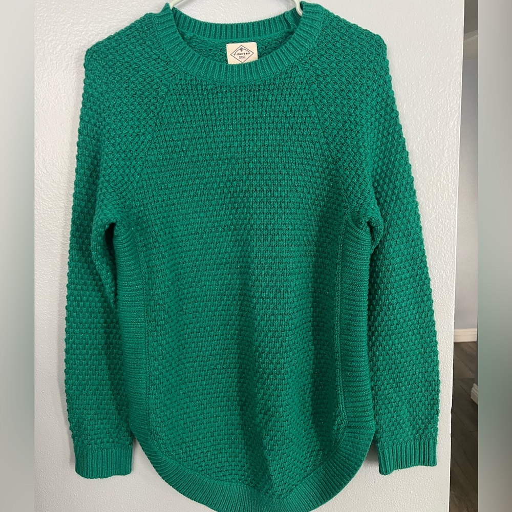 St. John's Bay women's green knit pullover sweater